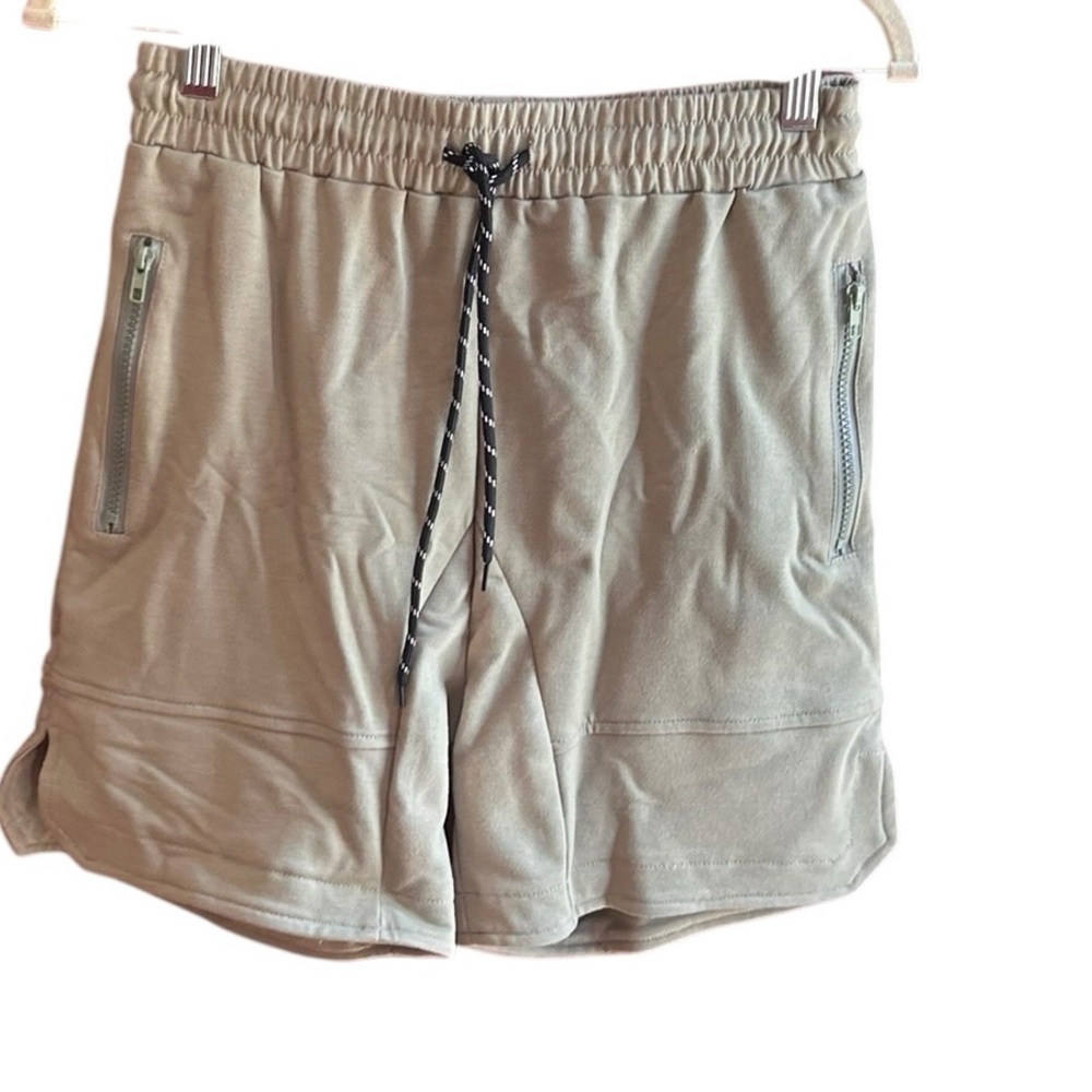 NWT Men's Coofandy green gym shorts Sz S